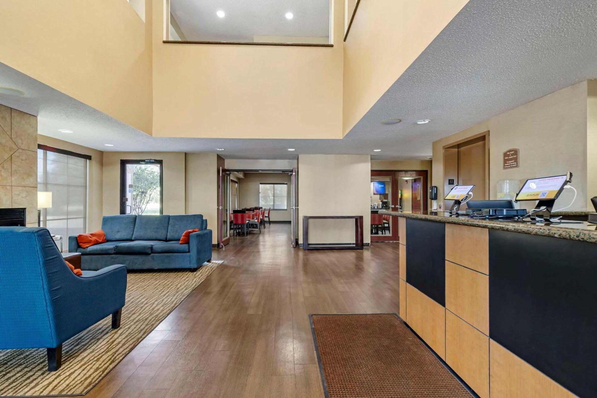 Comfort Inn & Suites Seguin Exterior foto
